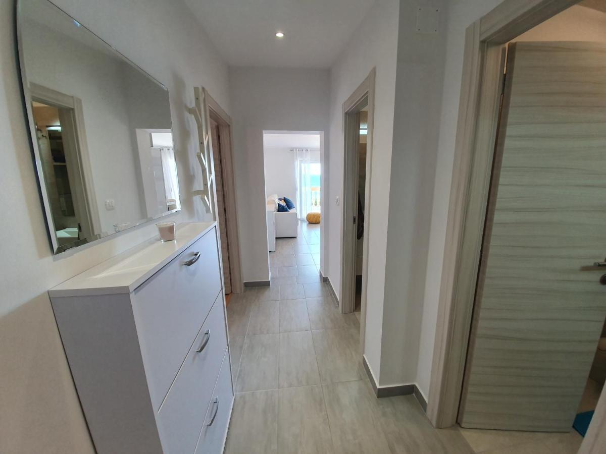 Comfortable Family Iris 20m From In Appartement