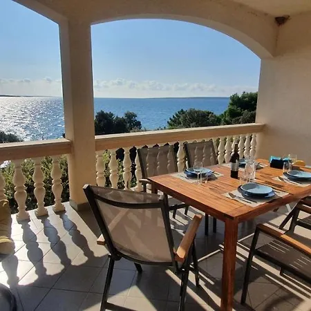 Comfortable Family Apt Iris 20M From Beach In Mandre Exterior photo