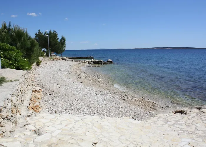 Comfortable Family Apt Iris 20M From Beach In Mandre